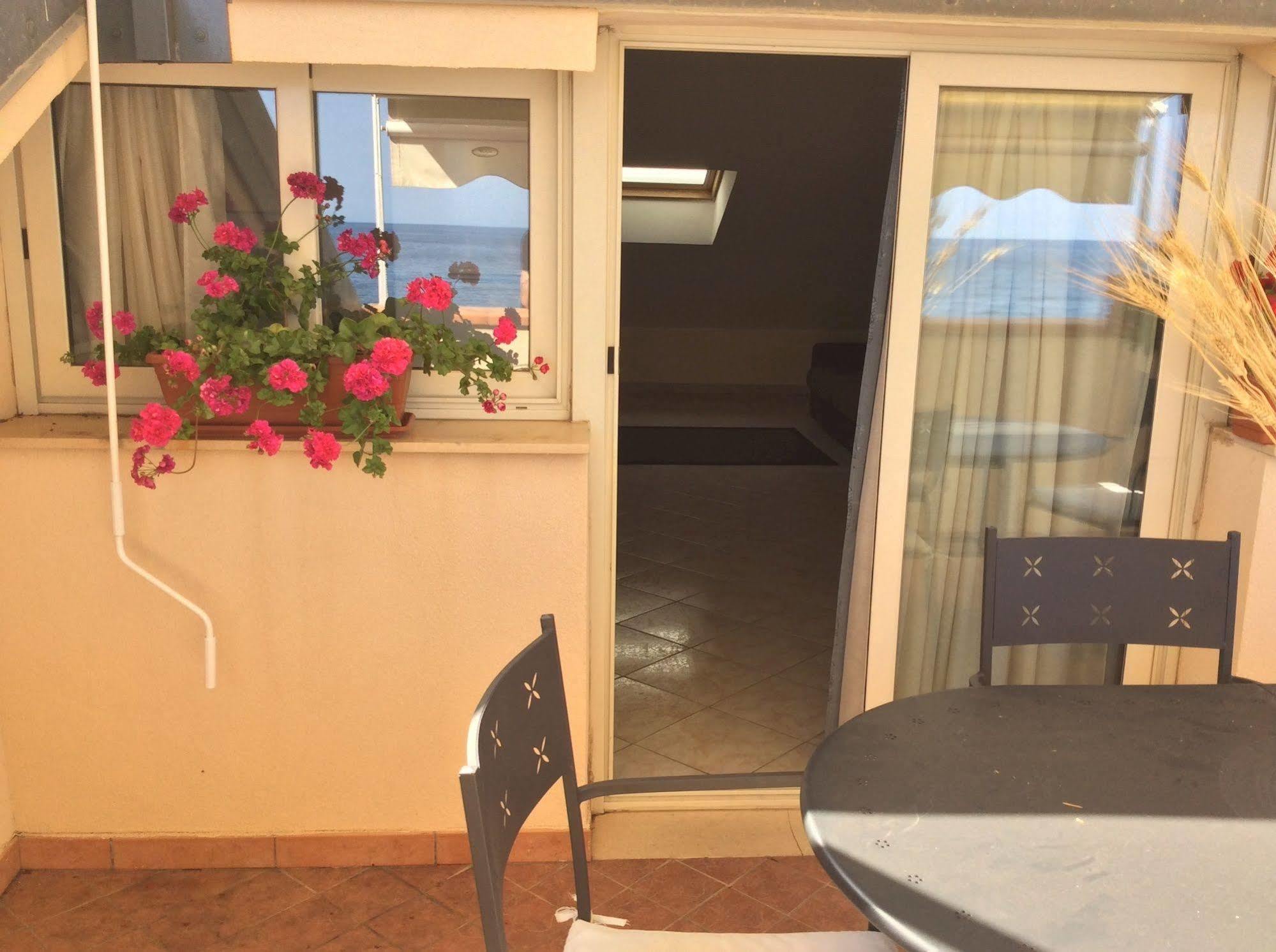 Casa Vacanze Samira Фондакело Екстериор снимка